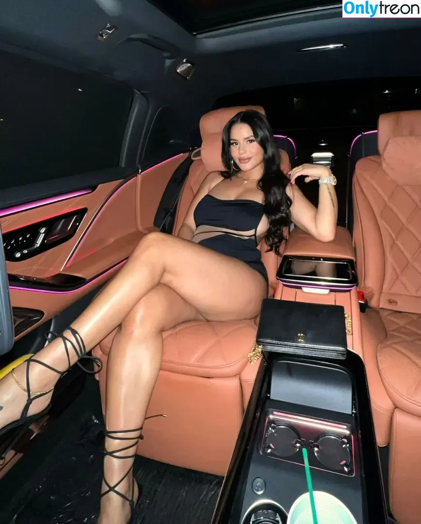 Katya Elise Henry nude photo #0409 (katyaelisehenry / katyaelisehenrysworld)