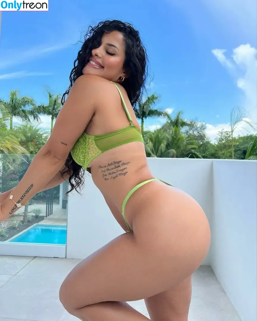 Katya Elise Henry nude photo #0492 (katyaelisehenry / katyaelisehenrysworld)