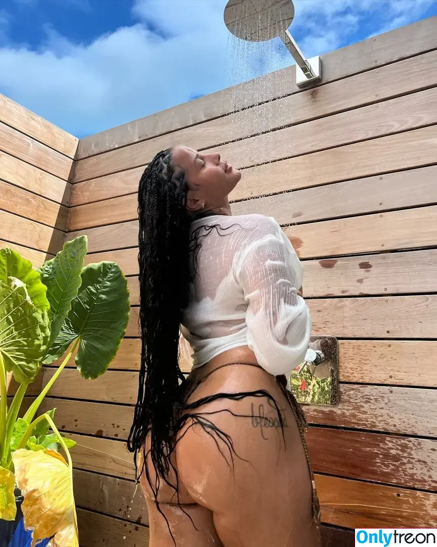 Katya Elise Henry nude photo #0559 (katyaelisehenry / katyaelisehenrysworld)