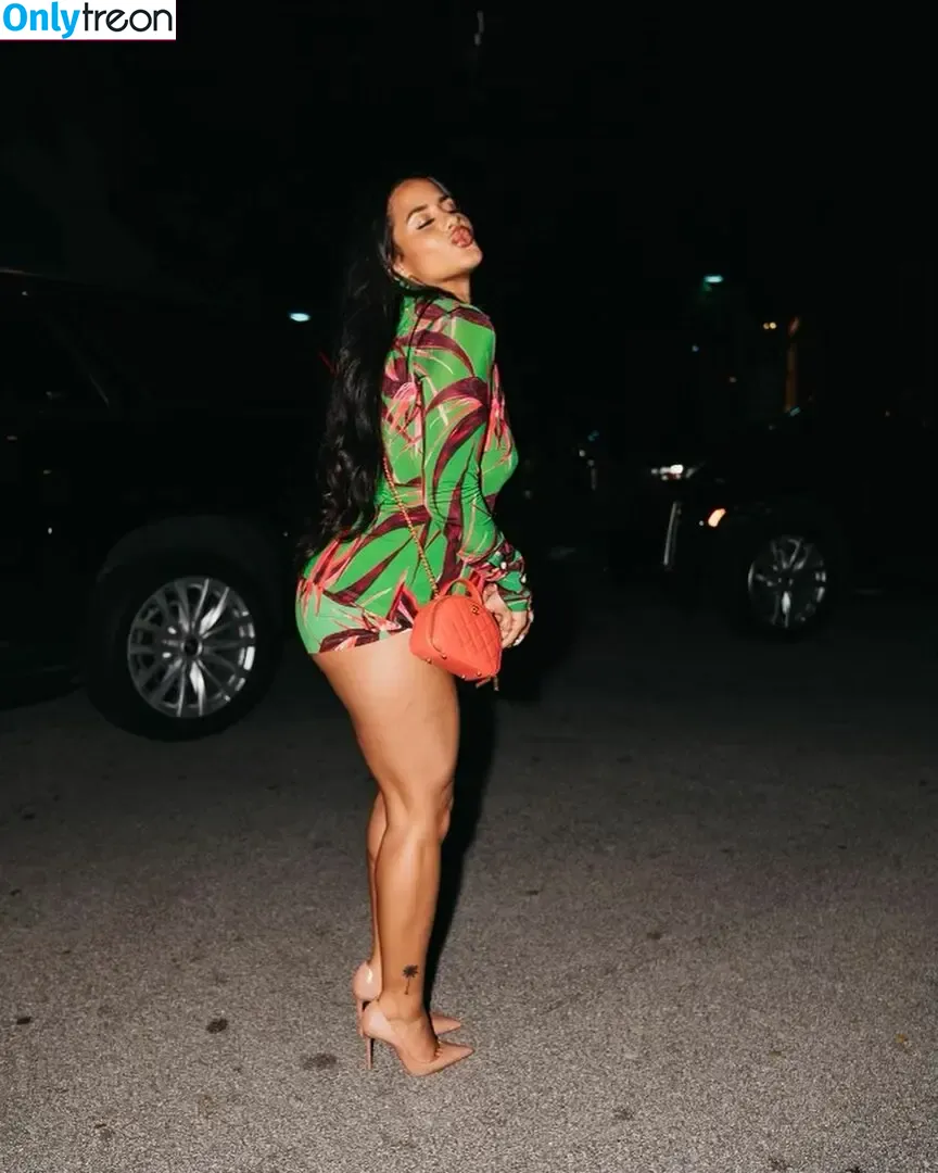Katya Elise Henry nude photo #0622 (katyaelisehenry / katyaelisehenrysworld)