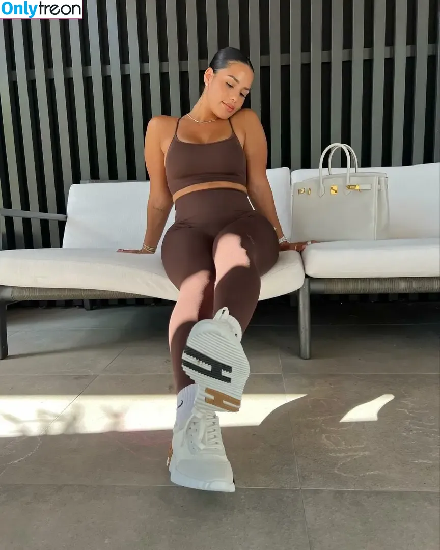 Katya Elise Henry nude photo #0739 (katyaelisehenry / katyaelisehenrysworld)