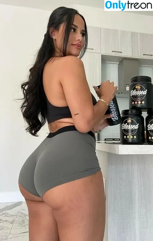 Katya Elise Henry nude photo #0834 (katyaelisehenry / katyaelisehenrysworld)