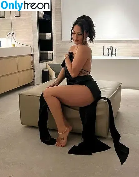 Katya Elise Henry nude photo #0840 (katyaelisehenry / katyaelisehenrysworld)