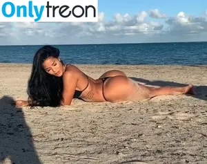 Katya Elise Henry / katyaelisehenry / katyaelisehenrysworld nude photo #1118