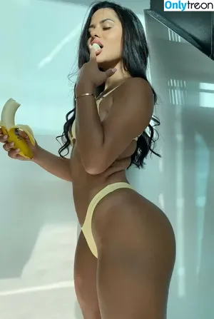 Katya Elise Henry / katyaelisehenry / katyaelisehenrysworld nude photo #1307