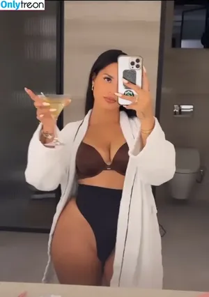 Katya Elise Henry / katyaelisehenry / katyaelisehenrysworld nude photo #1387