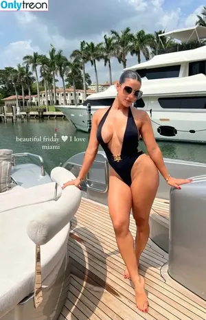 Katya Elise Henry / katyaelisehenry / katyaelisehenrysworld nude photo #1420