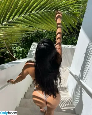 Katya Elise Henry / katyaelisehenry / katyaelisehenrysworld nude photo #1484