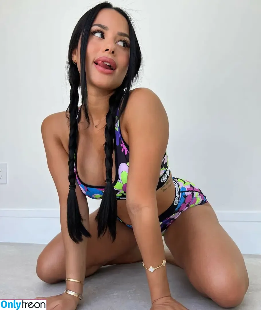 Katya Elise Henry nude photo #1329 (katyaelisehenry / katyaelisehenrysworld)