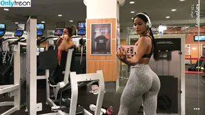 Katya Elise Henry / katyaelisehenry / katyaelisehenrysworld nude photo #2098