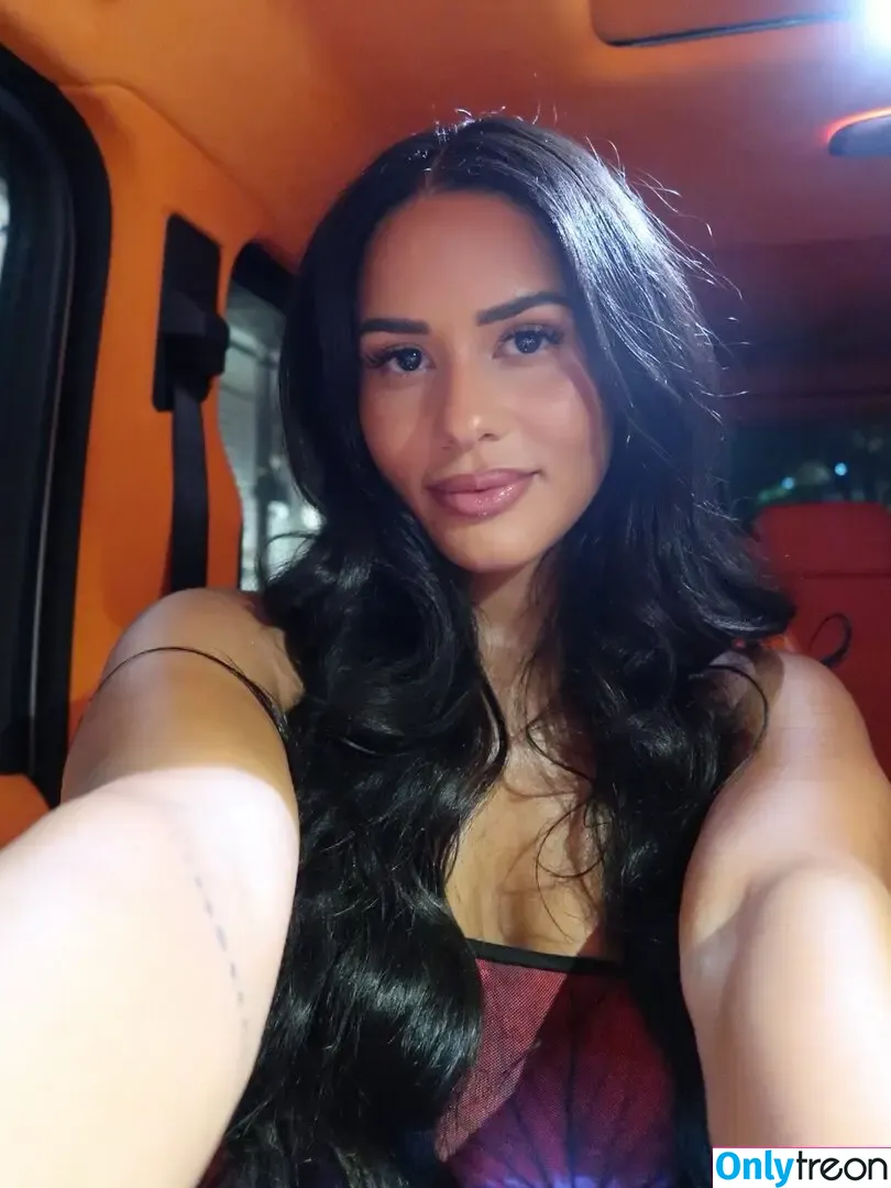 Katya Elise Henry nude photo #2027 (katyaelisehenry / katyaelisehenrysworld)