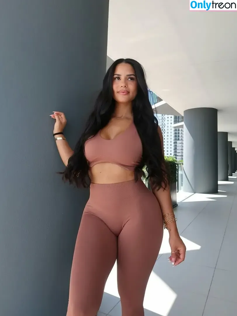 Katya Elise Henry nude photo #2049 (katyaelisehenry / katyaelisehenrysworld)