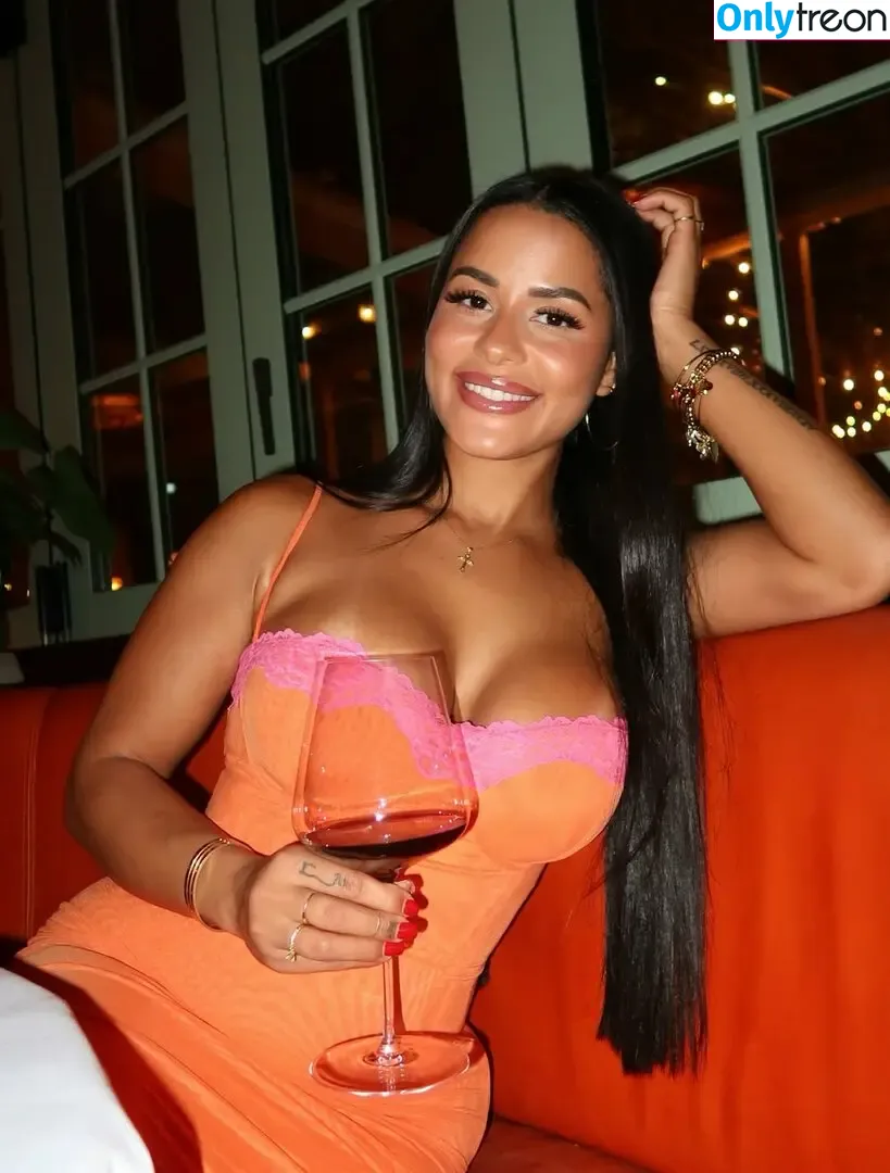 Katya Elise Henry nude photo #2061 (katyaelisehenry / katyaelisehenrysworld)