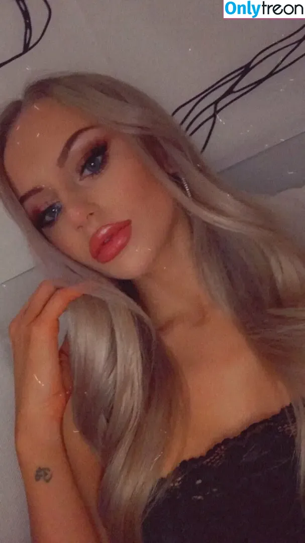 katyaaxo nude photo #0012 (Katya / misskatya.xo / misskatyaxo)