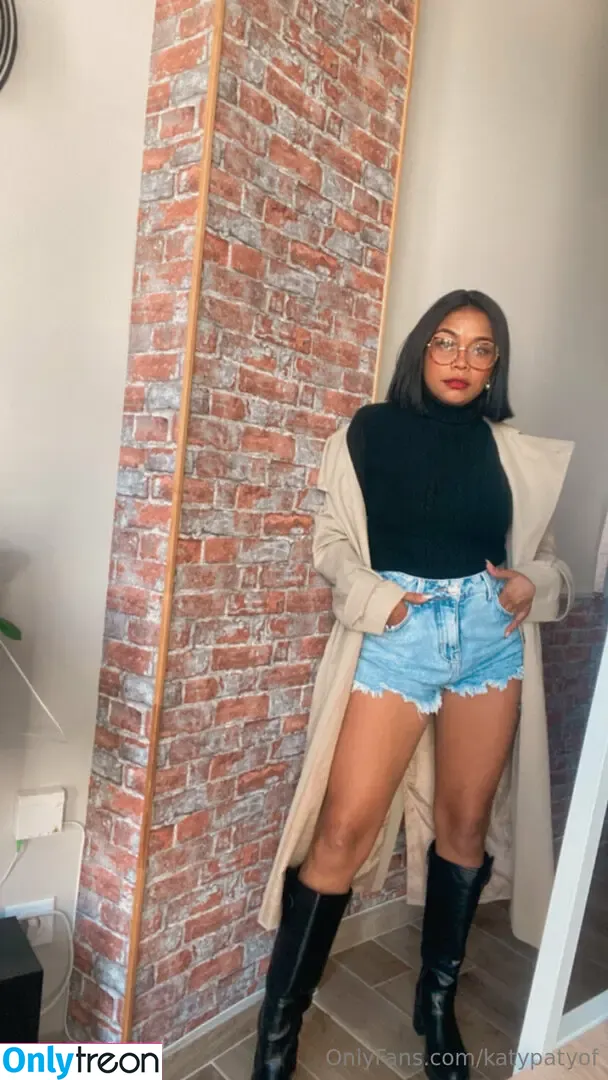 katypatyof nude photo #0002 (katypatto)