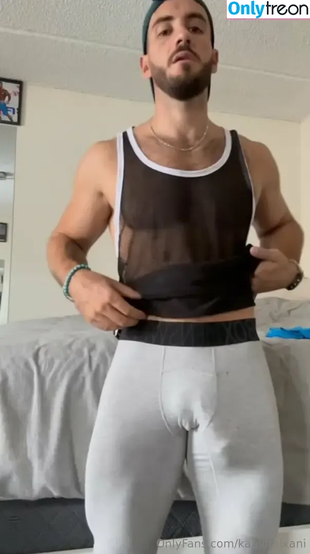 kaulomixani nude photo #0007 (justme_kms)