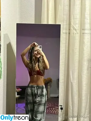 kaykookiedough / keepingupwithkayla / notenoughdoughcookies nude photo #0015