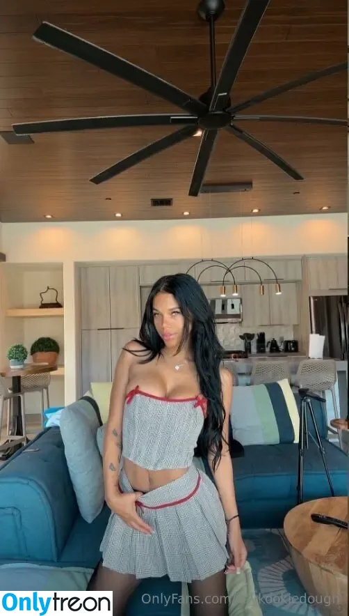 kaykookiedough nude photo #0229 (keepingupwithkayla / notenoughdoughcookies)
