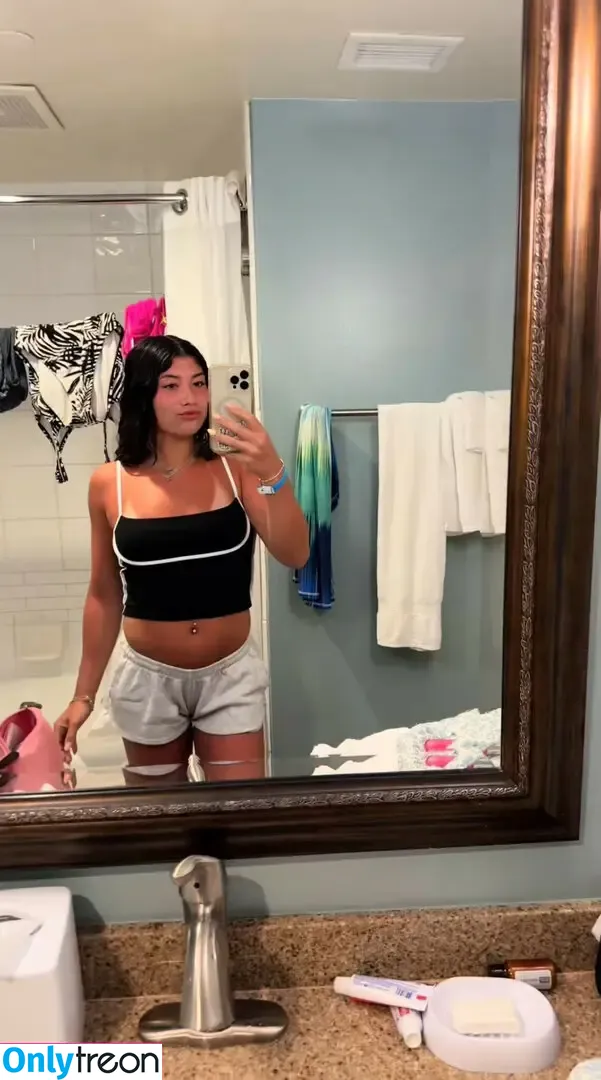 Kayla DiCello nude photo #0180 (kayladicello)