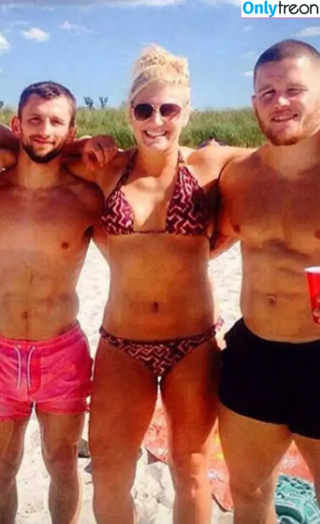 Kayla Harrison nude photo #0021 (kaylaharrisonofficial)