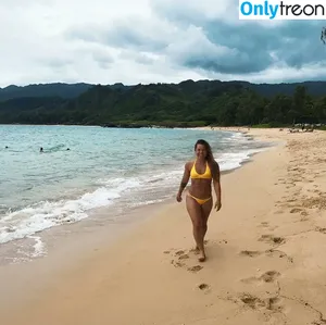 Kayla Kalani / kaia.kalani / kaylaokalani nude photo #0001