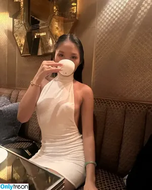 kayla.vy /  / Asian Baby Girl nude photo #1302