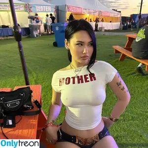 kayla.vy /  / Asian Baby Girl nude photo #1860