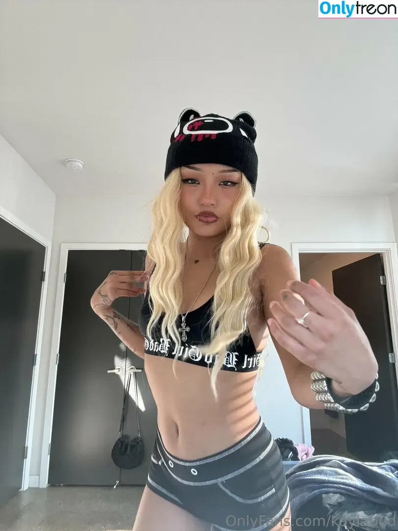 kaylabud nude photo #0084 (kaylaluvsbud / viviennedevil)