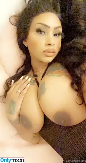 KaylaKisses / kaylabynature / kissesxoxox nude photo #0003