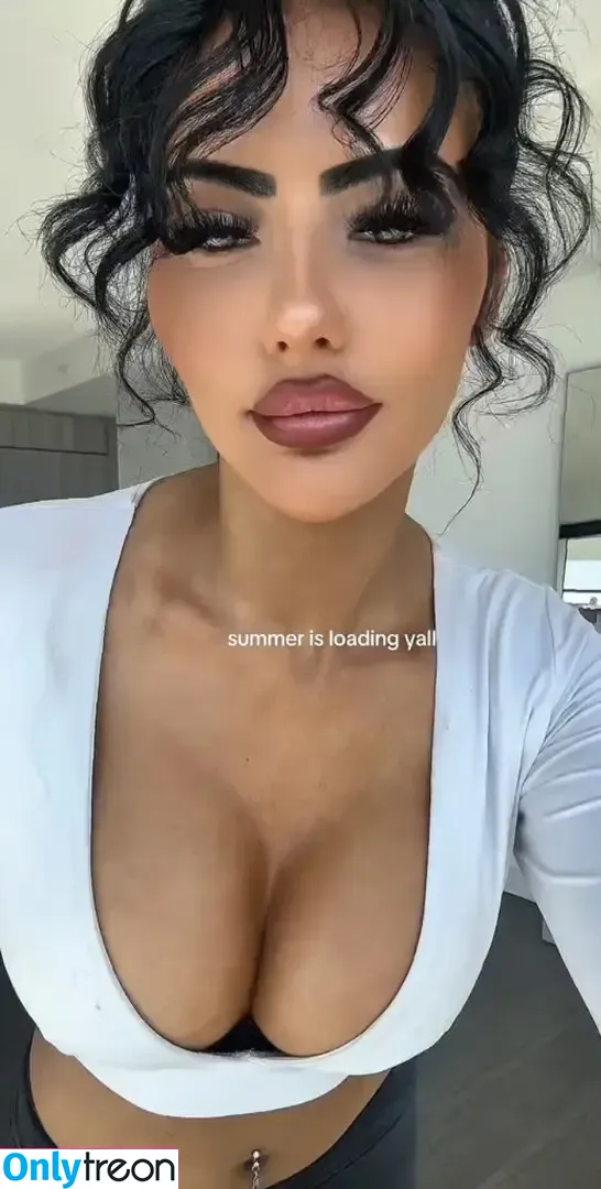 Kayleyb nude photo #0099 (Kayleyb)