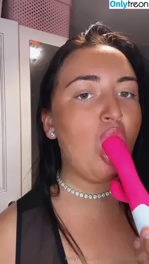  nude photo #0007