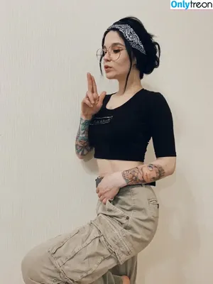 KeanyNicole / theonlykeiananicole nude photo #0002