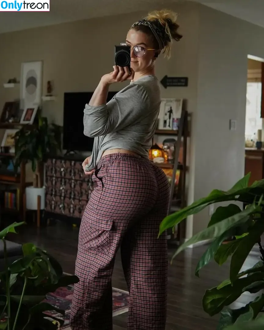 Kedfit nude photo #0007 (Kedfit)