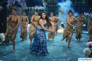 Keerthy Suresh / keerthysureshofficial nude photo #0037