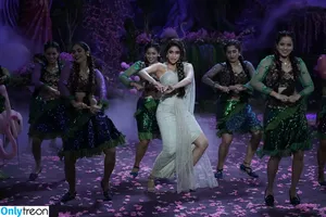 Keerthy Suresh / keerthysureshofficial nude photo #0049