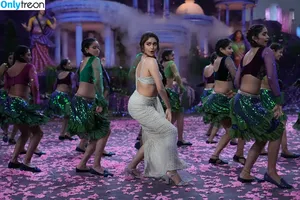 Keerthy Suresh / keerthysureshofficial nude photo #0054