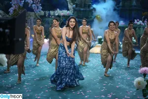 Keerthy Suresh / keerthysureshofficial nude photo #0075