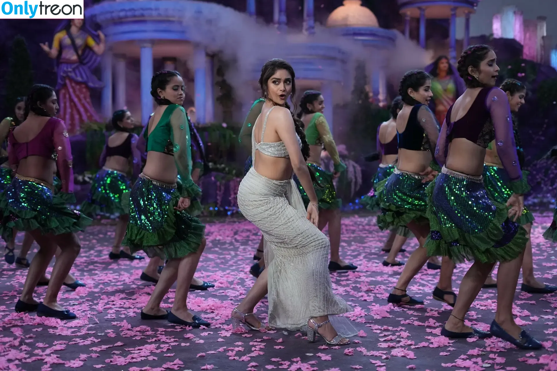 Keerthy Suresh nude photo #0054 (keerthysureshofficial)