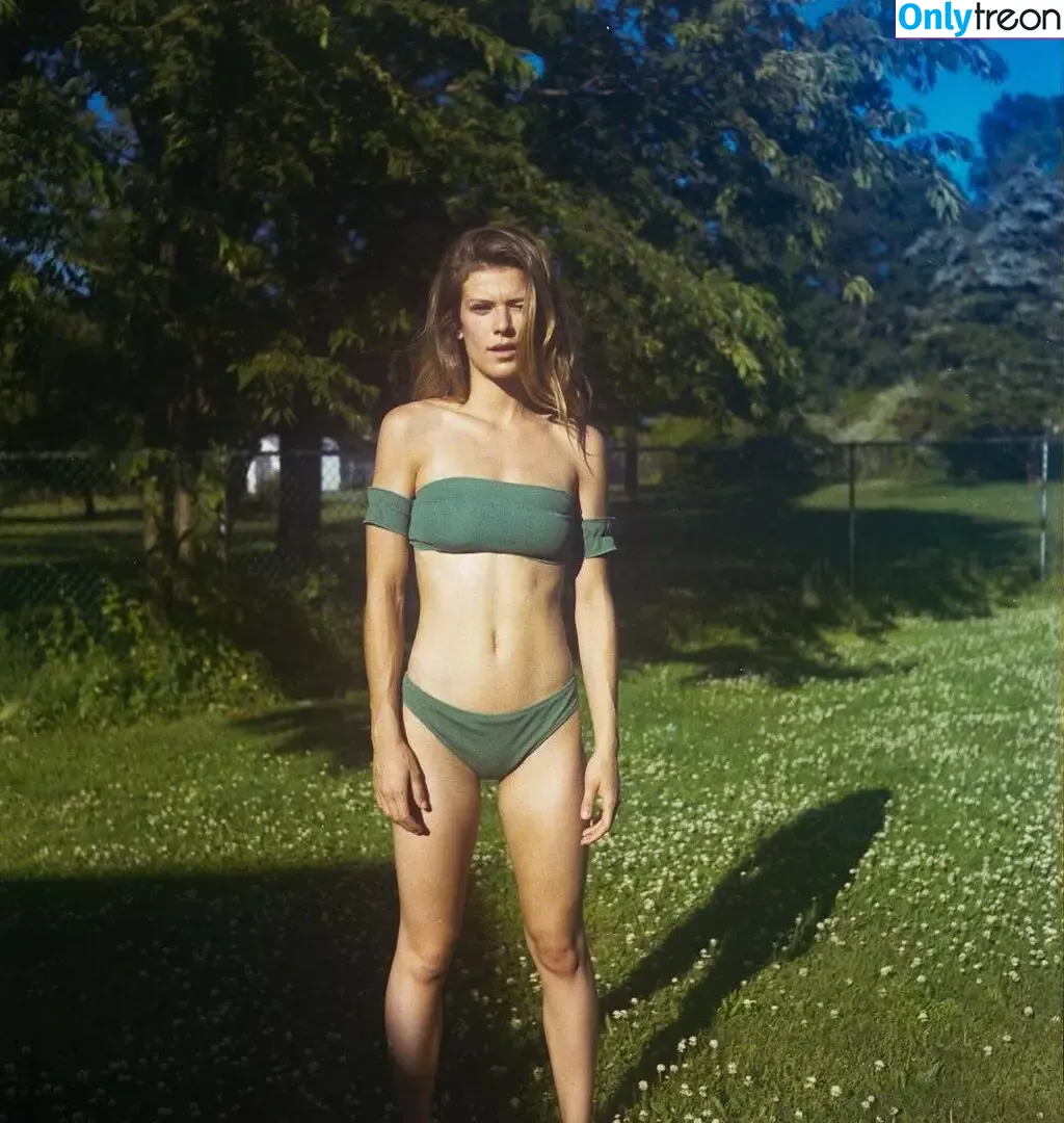 Kelley Missal nude photo #0001 (kelleymissal)