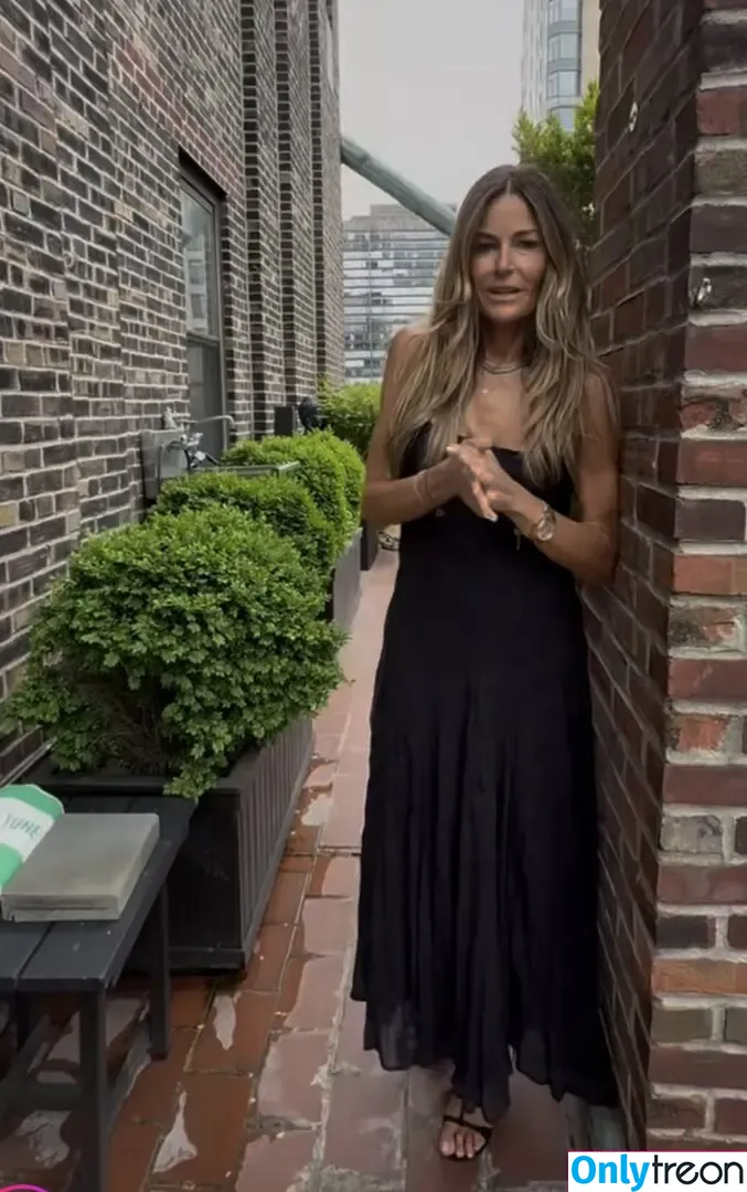 Kelly Bensimon nude photo #0289 (kellybensimon)