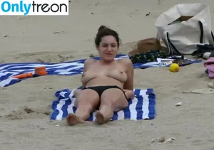 Kelly Brook / IAMKELLYBROOK / iamkb nude photo #0376