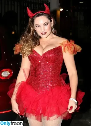 Kelly Brook / IAMKELLYBROOK / iamkb nude photo #0673