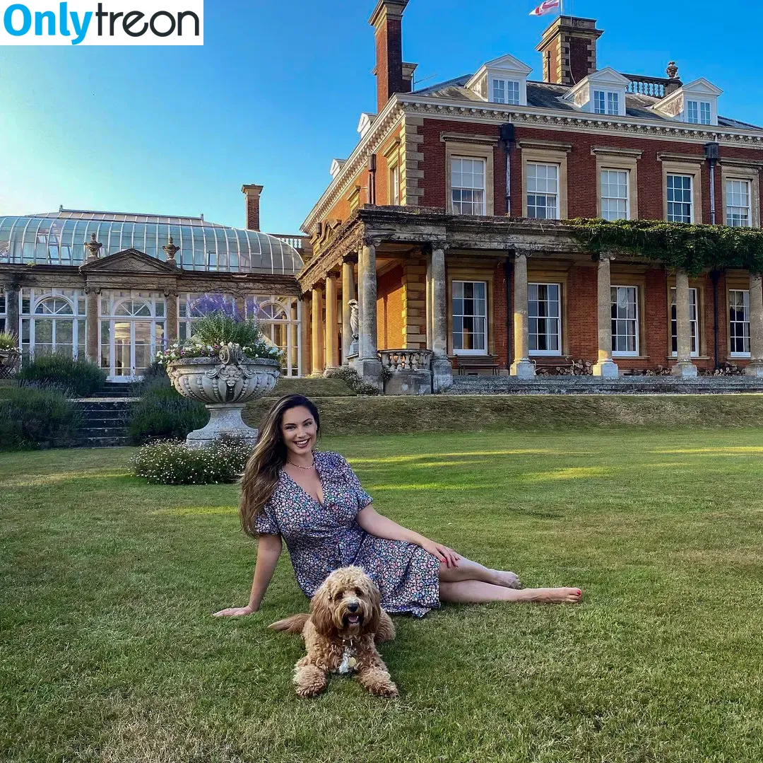 Kelly Brook nude photo #0037 (IAMKELLYBROOK / iamkb)