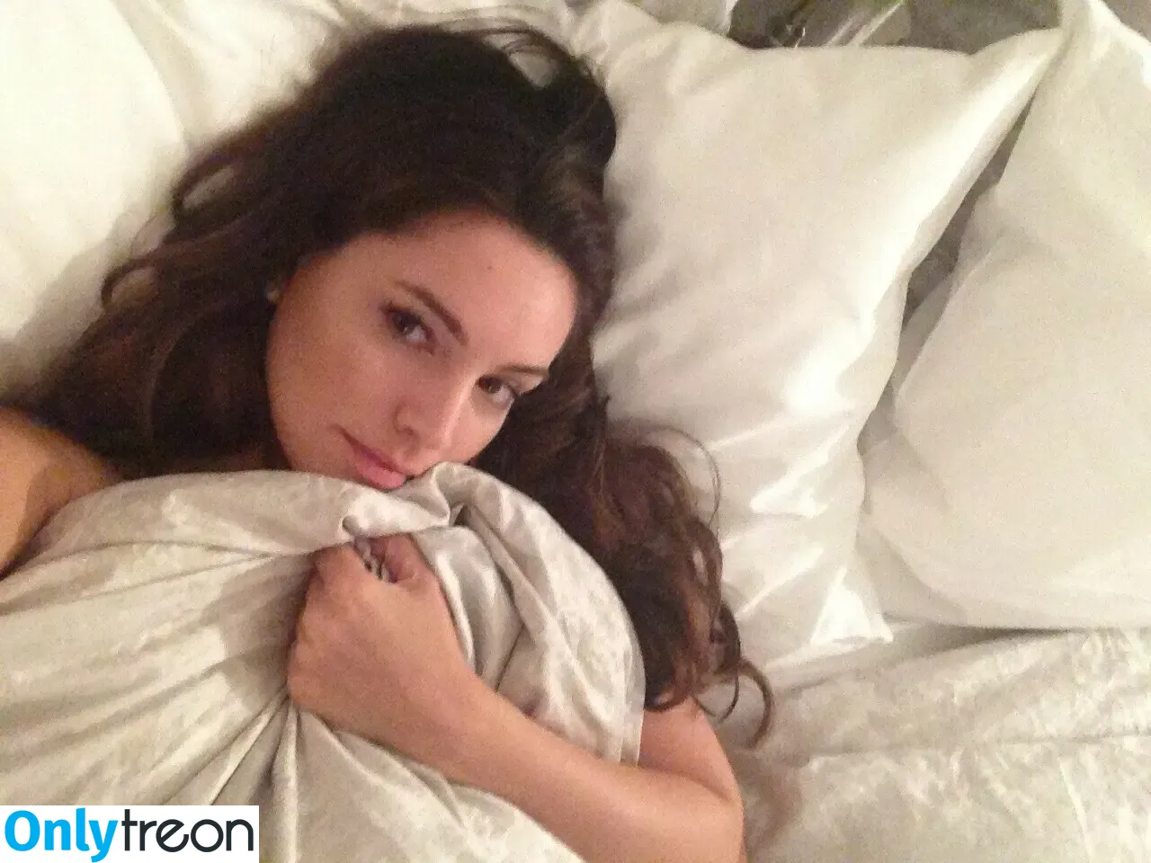 Kelly Brook nude photo #0430 (IAMKELLYBROOK / iamkb)