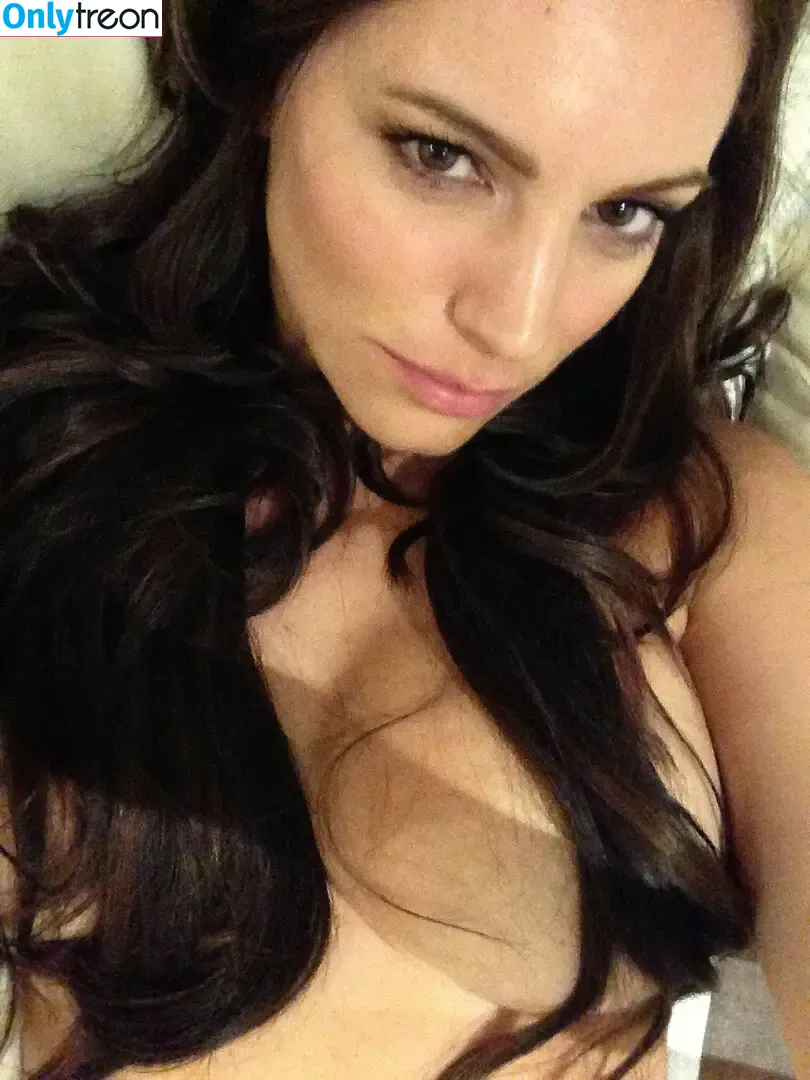 Kelly Brook nude photo #0464 (IAMKELLYBROOK / iamkb)