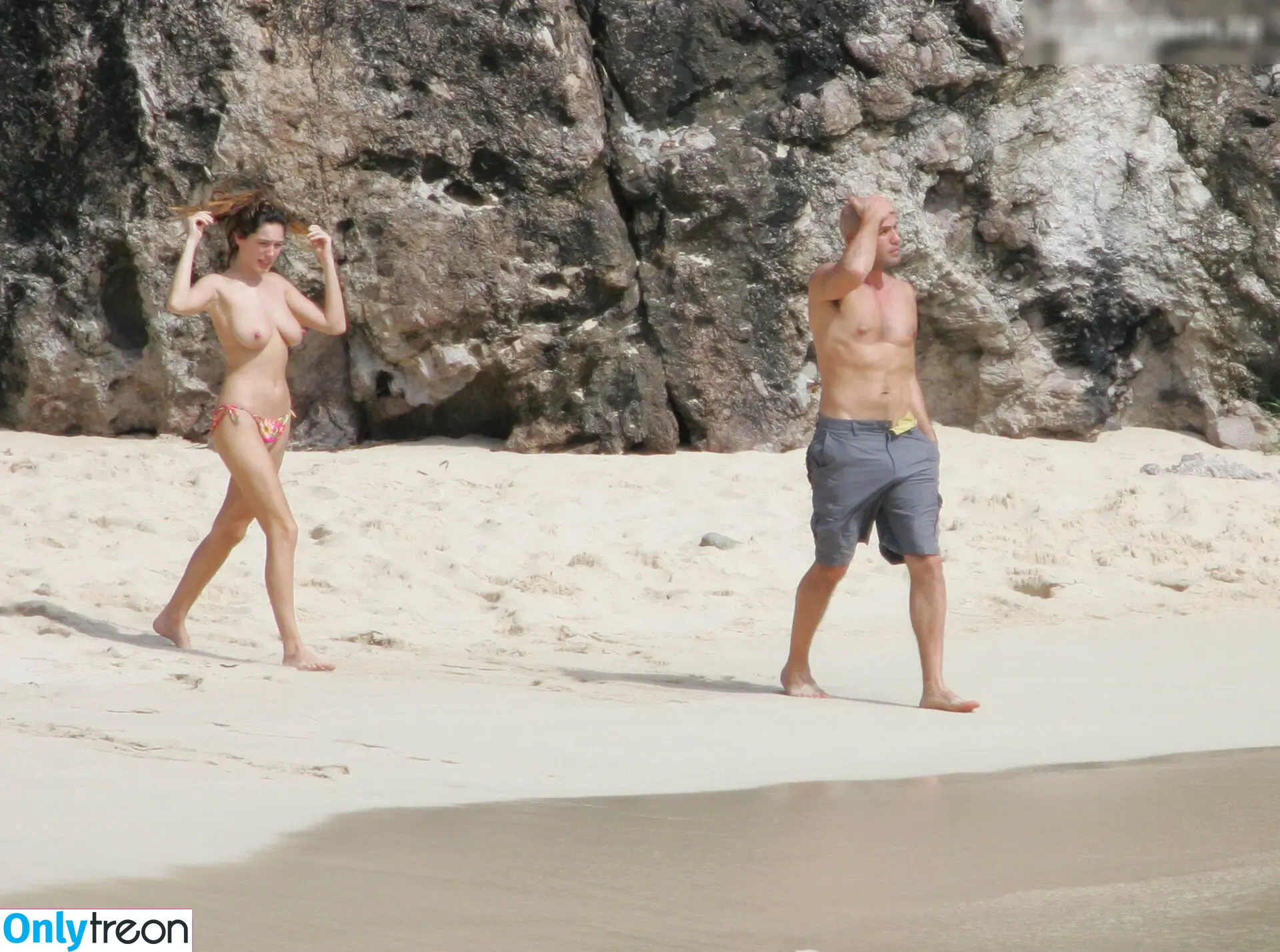 Kelly Brook nude photo #0905 (IAMKELLYBROOK / iamkb)
