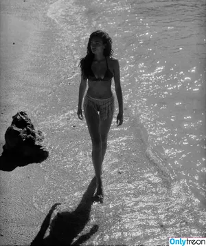 Kelly Gale / kellybellyboom / kellygale nude photo #1194