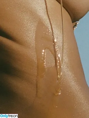 Kelly Gale / kellybellyboom / kellygale nude photo #1198
