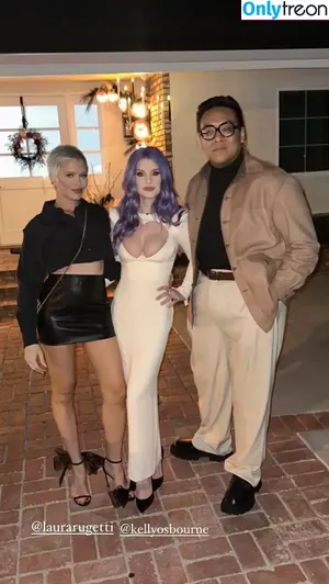 Kelly Osbourne / KellyOsbourne nude photo #0176