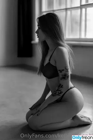  nude photo #0025